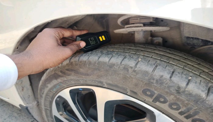 2024 Maruti Baleno ALPHA 1.2 AGS, Petrol, Automatic, 4,855 km, tyre