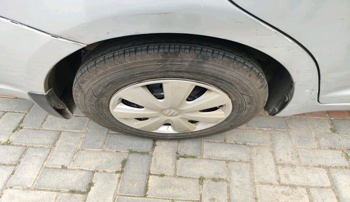 2010 Maruti Swift Dzire VXI, Petrol, Manual, 92,377 km, tyre