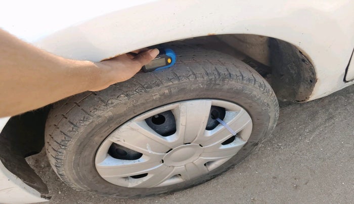 2015 Datsun Go A, Petrol, Manual, 1,28,166 km, tyre