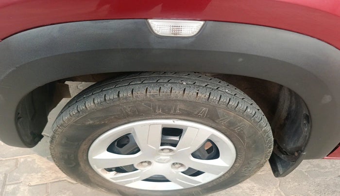 2017 Renault Kwid RXT 1.0, Petrol, Manual, 21,966 km, tyre