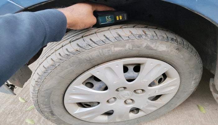 2015 Honda Amaze 1.2L I-VTEC S, Petrol, Manual, 72,244 km, tyre