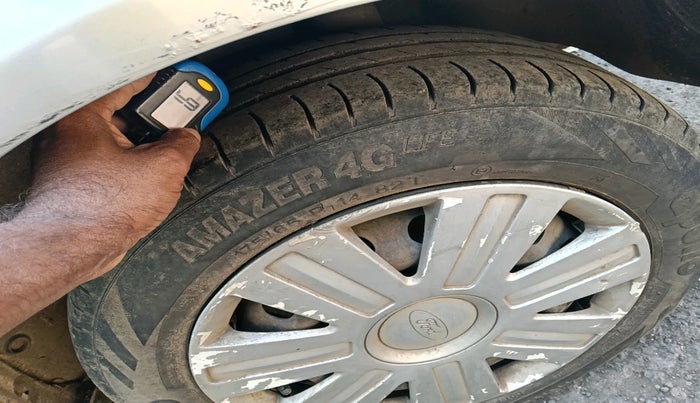 2010 Ford Figo EXI 1.4 DIESEL, Diesel, Manual, 86,873 km, tyre