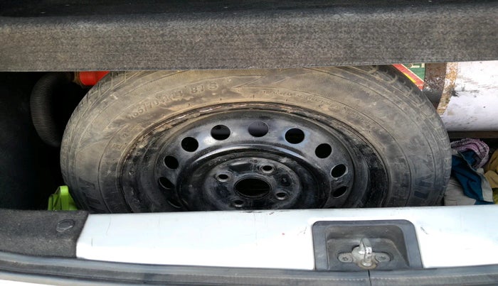 2020 Maruti New Wagon-R VXI 1.0, Petrol, Manual, 1,16,366 km, tyre