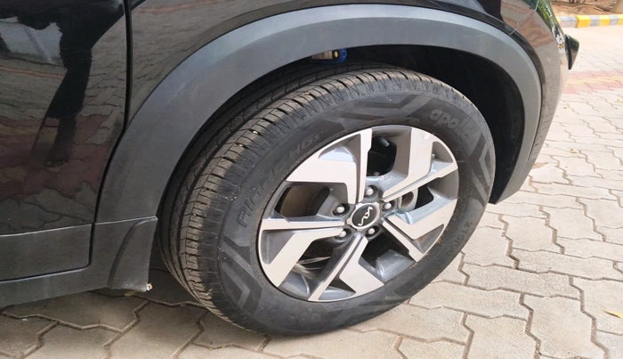 2023 KIA SONET HTX 1.5 DIESEL MT, Diesel, Manual, 17,180 km, tyre