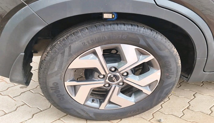 2023 KIA SONET HTX 1.5 DIESEL MT, Diesel, Manual, 17,180 km, tyre