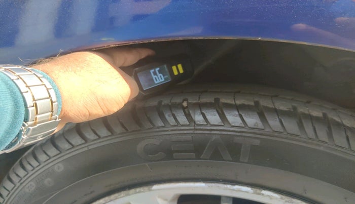 2010 Hyundai i20 ASTA 1.4 CRDI, Diesel, Manual, 1,22,987 km, tyre