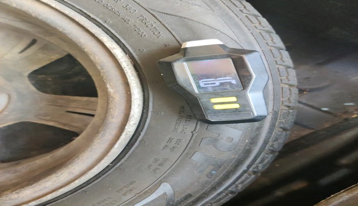 2010 Hyundai i20 ASTA 1.4 CRDI, Diesel, Manual, 1,22,987 km, tyre