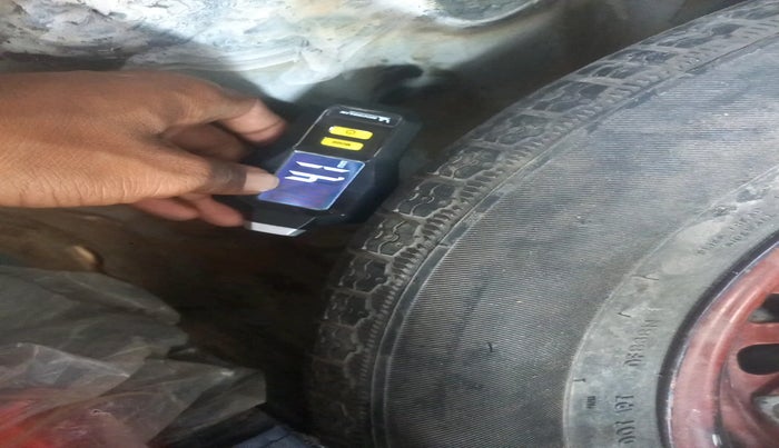 2021 Nissan MAGNITE XV MT, Petrol, Manual, 87,763 km, tyre