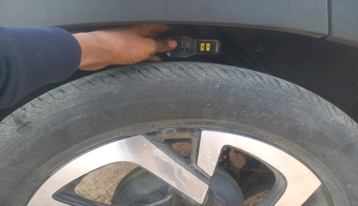 2021 Nissan MAGNITE XV MT, Petrol, Manual, 87,763 km, tyre