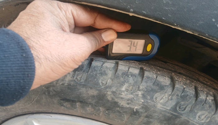 2021 Renault Kwid RXL, Petrol, Manual, 16,931 km, tyre