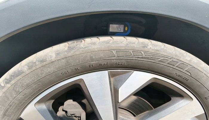 2021 Volkswagen TAIGUN TOPLINE 1.0 TSI AT, Petrol, Automatic, 53,579 km, tyre