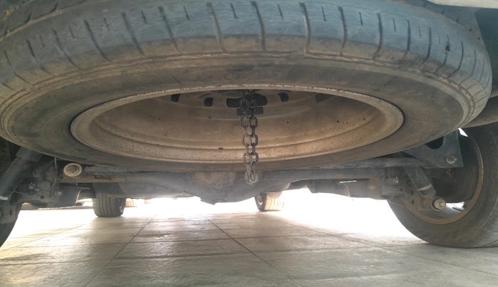 2020 Toyota Innova Crysta 2.4 ZX 7 STR, Diesel, Manual, 62,072 km, tyre