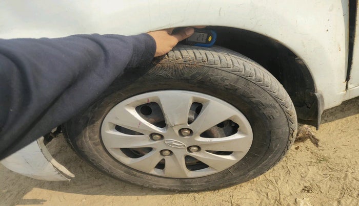 2011 Hyundai i10 MAGNA 1.1, Petrol, Manual, 80,086 km, tyre