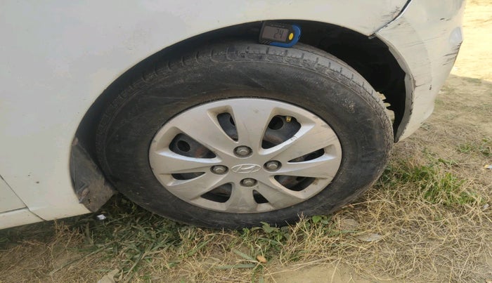 2011 Hyundai i10 MAGNA 1.1, Petrol, Manual, 80,086 km, tyre