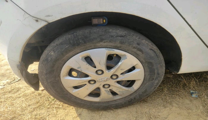 2011 Hyundai i10 MAGNA 1.1, Petrol, Manual, 80,086 km, tyre