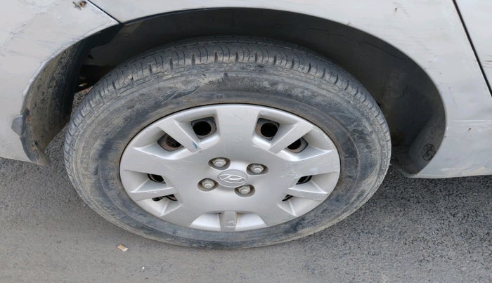 2012 Hyundai i20 MAGNA 1.2, Petrol, Manual, 45,417 km, tyre