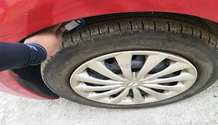 2013 Chevrolet Sail UVA 1.2 LS, Petrol, Manual, 73,845 km, tyre