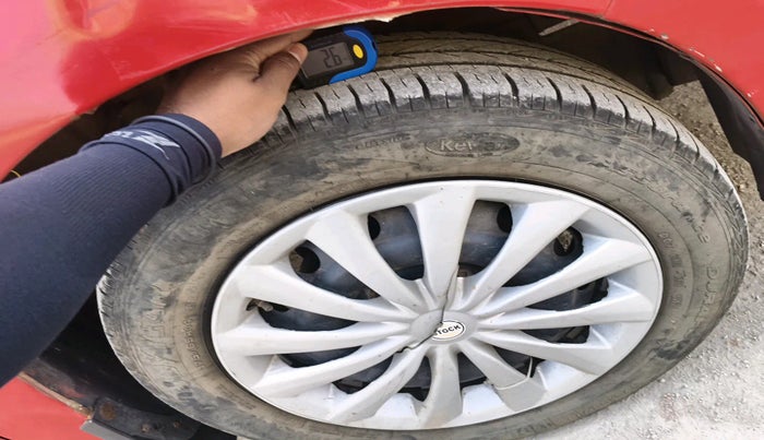 2013 Chevrolet Sail UVA 1.2 LS, Petrol, Manual, 73,845 km, tyre