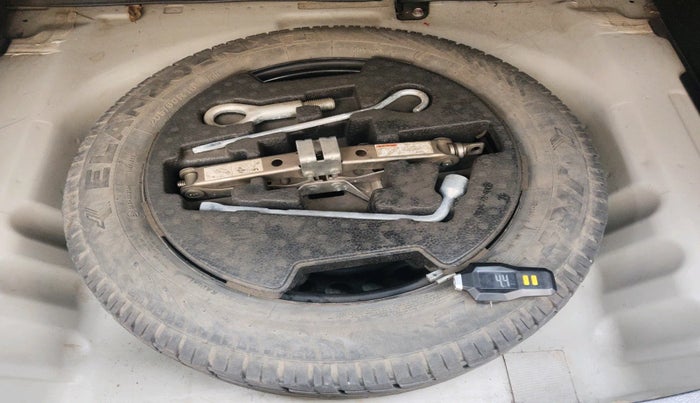 2016 Maruti S Cross ZETA 1.3, Diesel, Manual, 71,712 km, tyre