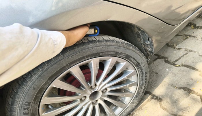 2016 Maruti Ciaz ZDI+ SHVS, Diesel, Manual, 1,08,212 km, tyre