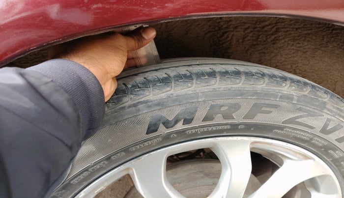 2013 Honda Amaze 1.2L I-VTEC VX, Petrol, Manual, 71,486 km, tyre