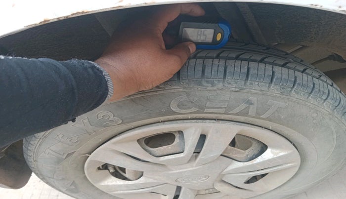 2017 Datsun Redi Go T (O), Petrol, Manual, 32,426 km, tyre