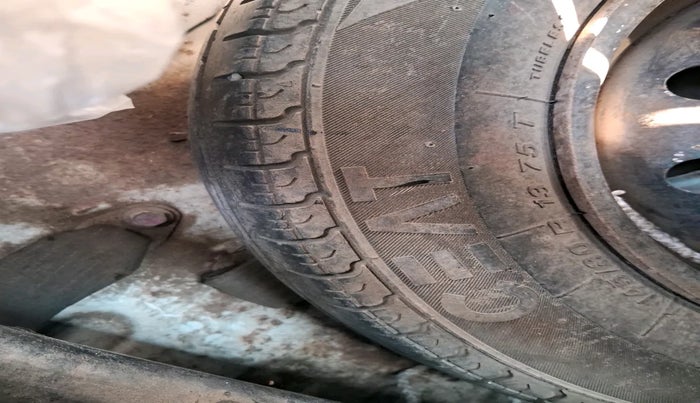 2012 Maruti Wagon R 1.0 LXI CNG, Petrol, Manual, 71,675 km, tyre