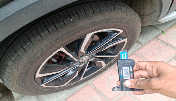 2023 MG ASTOR SAVVY 1.3 TURBO AT S RED, Petrol, Automatic, 28,346 km, tyre