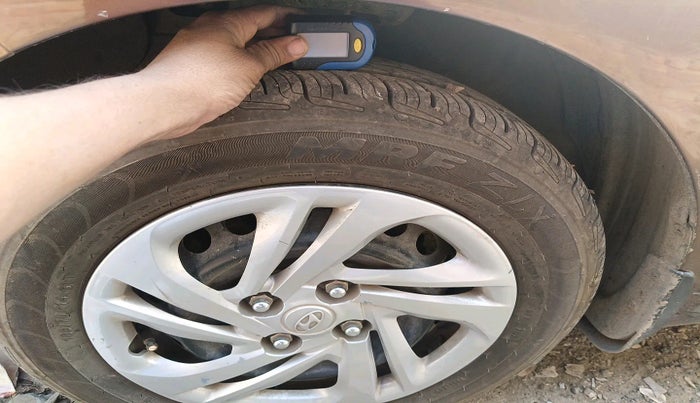 2022 Hyundai AURA S 1.2 CNG, Petrol, Manual, 68,164 km, tyre