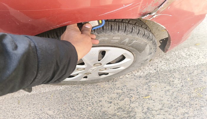 2010 Hyundai i10 MAGNA 1.2, Petrol, Manual, 42,136 km, tyre