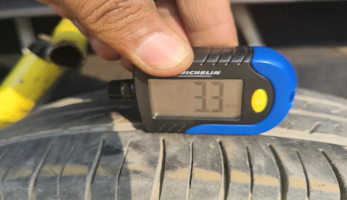 2017 Hyundai Grand i10 MAGNA 1.2 KAPPA VTVT, Petrol, Manual, 1,66,472 km, tyre