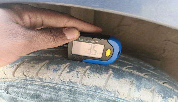 2017 Hyundai Grand i10 MAGNA 1.2 KAPPA VTVT, Petrol, Manual, 1,66,472 km, tyre