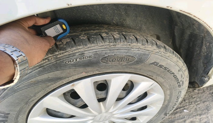 2013 Maruti Swift Dzire VXI, Petrol, Manual, 1,21,803 km, tyre