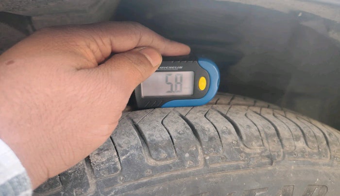 2016 Maruti Swift VDI, Diesel, Manual, 94,001 km, tyre