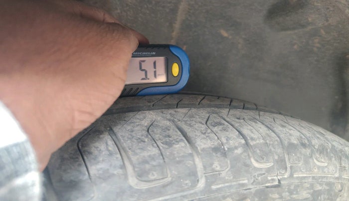 2016 Maruti Swift VDI, Diesel, Manual, 94,001 km, tyre