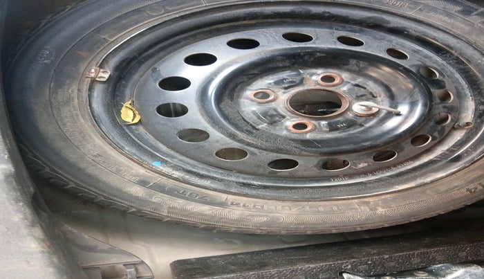 2012 Maruti Wagon R 1.0 VXI, Petrol, Manual, 78,273 km, tyre