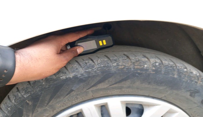 2022 Maruti Dzire VXI, Petrol, Manual, 66,569 km, tyre