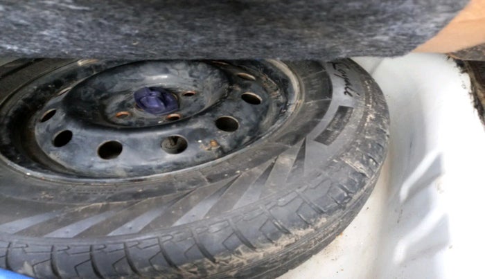 2022 Maruti Dzire VXI, Petrol, Manual, 66,569 km, tyre