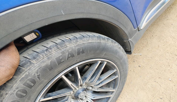 2018 Hyundai Creta E PLUS 1.6 PETROL, Petrol, Manual, 37,607 km, tyre