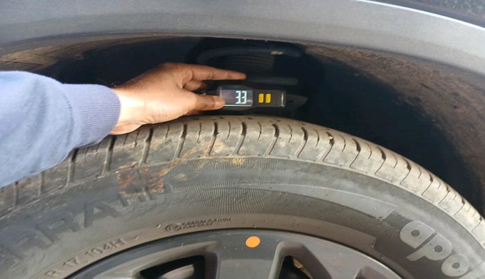 2021 Tata Harrier XZ PLUS 2.0L, Diesel, Manual, 61,982 km, tyre