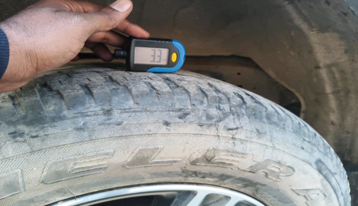 2017 Toyota Fortuner 2.8 4X2 AT, Diesel, Automatic, 71,352 km, tyre