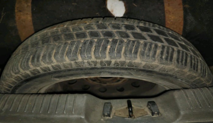 2013 Hyundai i10 MAGNA 1.1, Petrol, Manual, 87,641 km, tyre