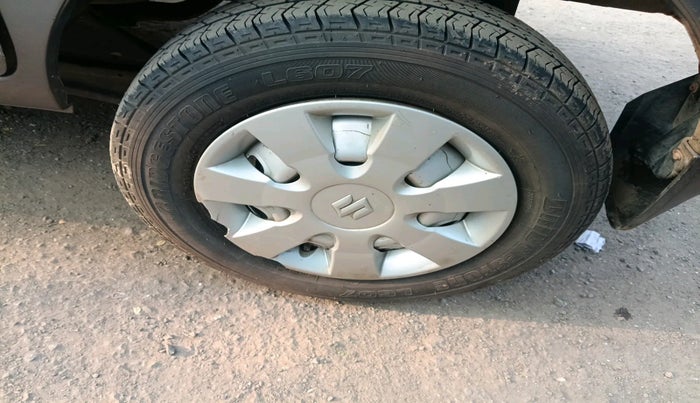 2018 Maruti Eeco 5 STR WITH A/C+HTR CNG, Petrol, Manual, 60,347 km, tyre