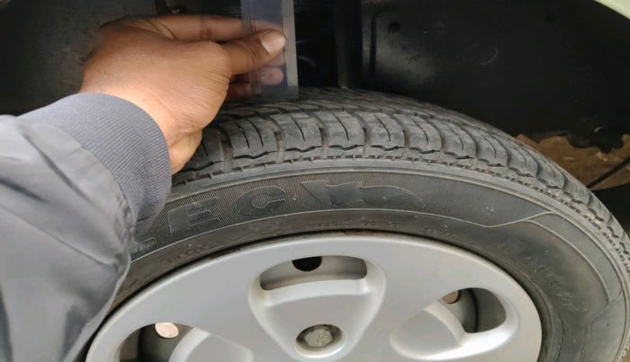 2013 Tata Nano LX, Petrol, Manual, 18,538 km, tyre