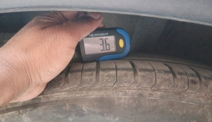 2021 KIA SONET HTK PLUS 1.2, Petrol, Manual, 78,555 km, tyre