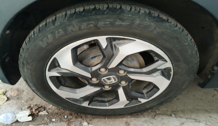 2016 Honda BR-V 1.5L I- DTEC VX, Diesel, Manual, 94,104 km, tyre