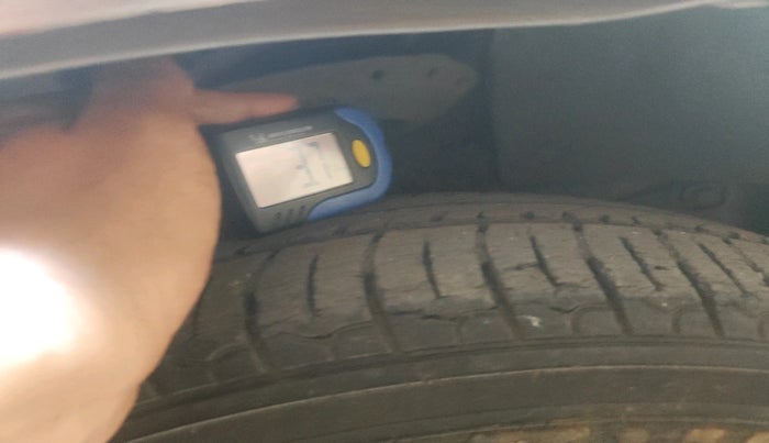 2013 Honda Amaze 1.2L I-VTEC S, Petrol, Manual, 57,284 km, tyre