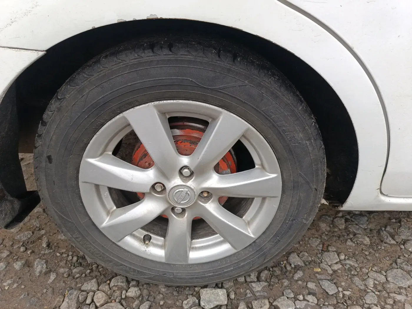 2012 Nissan Sunny XV DIESEL, Diesel, Manual, 1,22,600 km, tyre