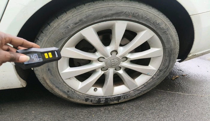 2012 Audi A6 2.0 TDI PREMIUM PLUS, Diesel, Automatic, 1,19,099 km, tyre