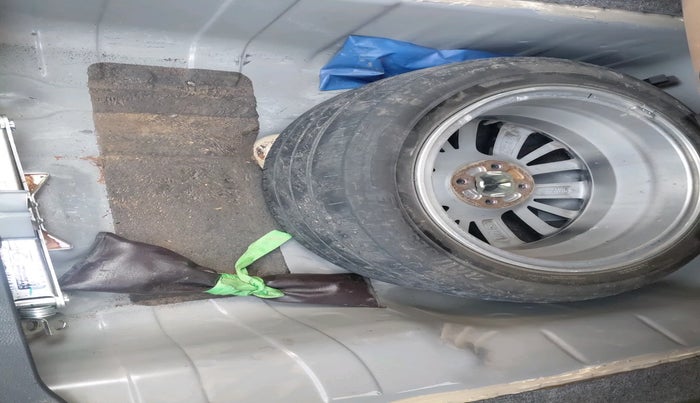 2020 Honda City 1.5L I-VTEC ZX CVT, Petrol, Automatic, 58,990 km, tyre